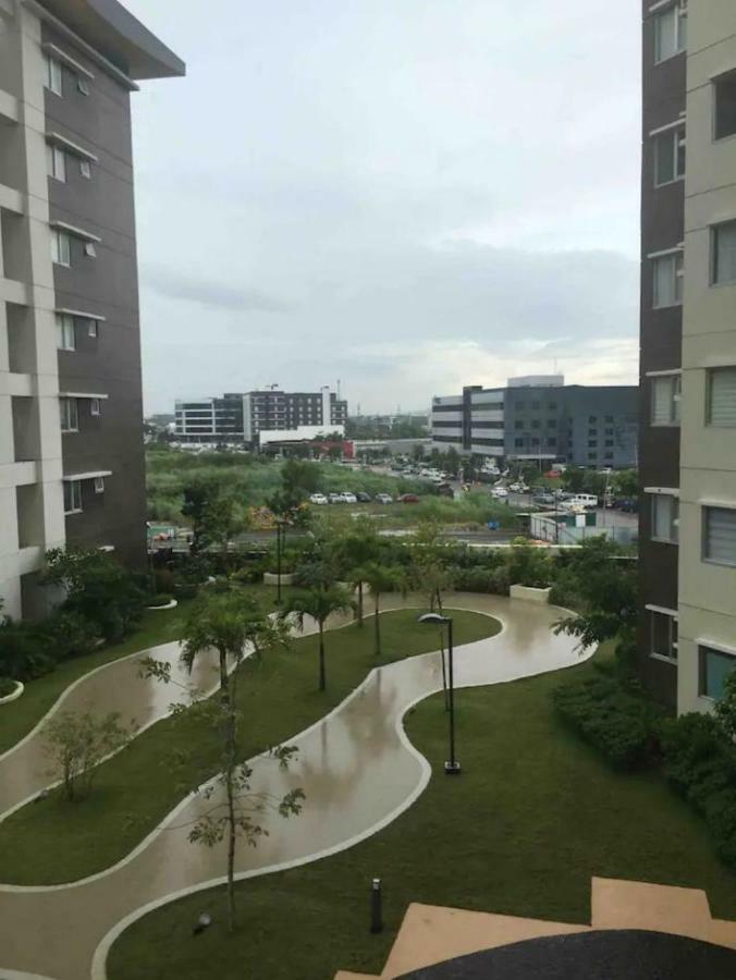Avida Atria Tower 1 Studio Type Condominium 伊洛伊洛 外观 照片